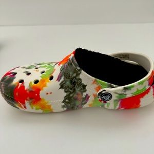 Crocs Women’s Adult Lined Tie-dye Clogs size 8